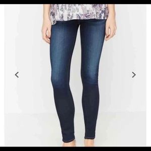 AG Maternity Skinny Jeans 27